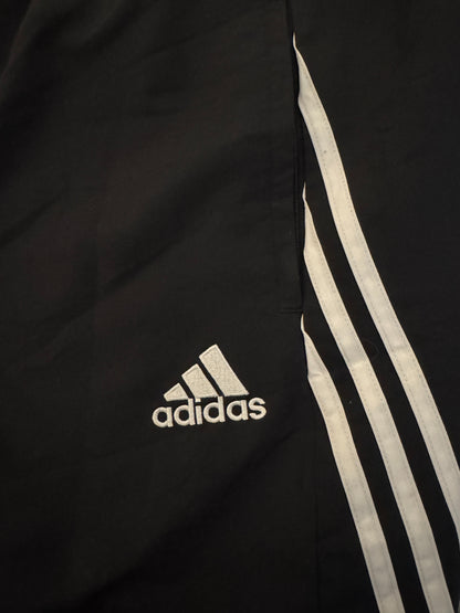Adidas Trackpant (L)
