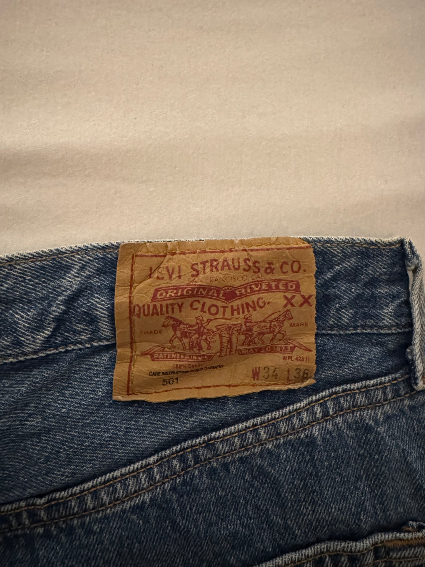 Levis Jeans 501 (W34 L36)